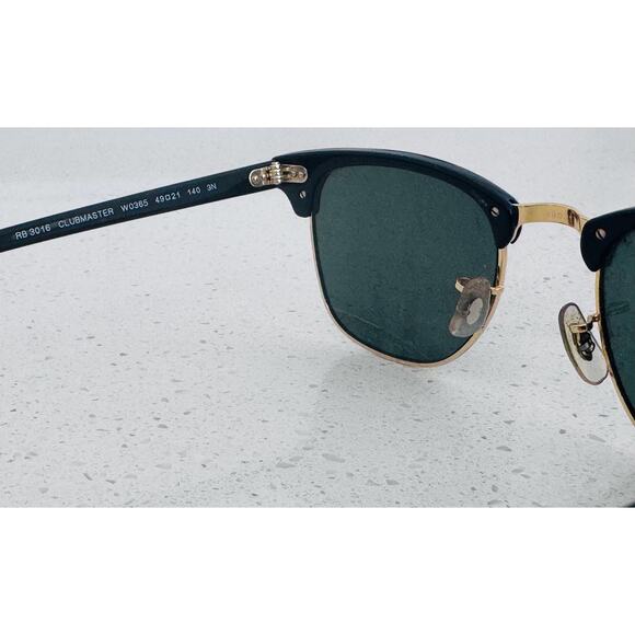 Ray-Ban Clubmaster Sunglasses - Picture 3 of 4